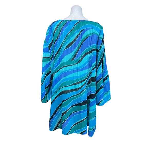 Catherines Women's Scoop Neck Flutter Sleeve Beaded Blouse Plus Size 1X 18/20W - Picture 5 of 9